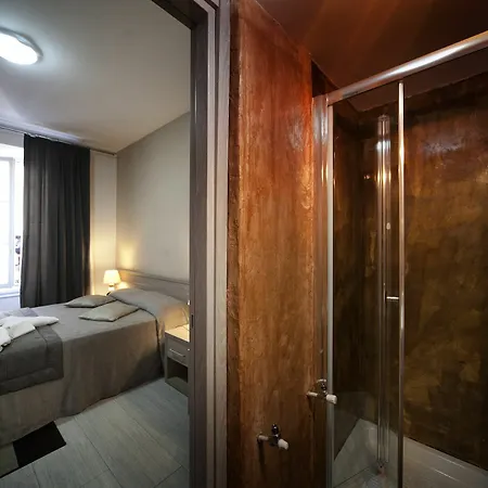 Bed & Breakfast La Residenza Di Michelangelo 4*